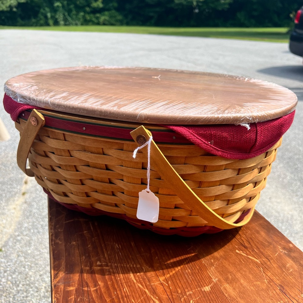 Longaberger Large Hostess Holiday Basket